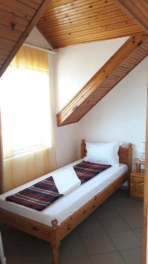 Къща За Гости Каракачанов Sozopol Buitenkant foto